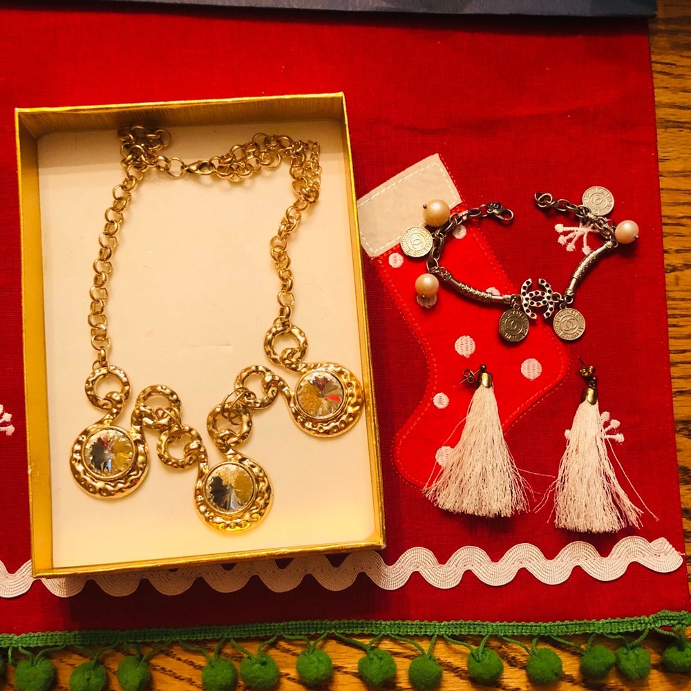 Beautiful Jewelry bundles